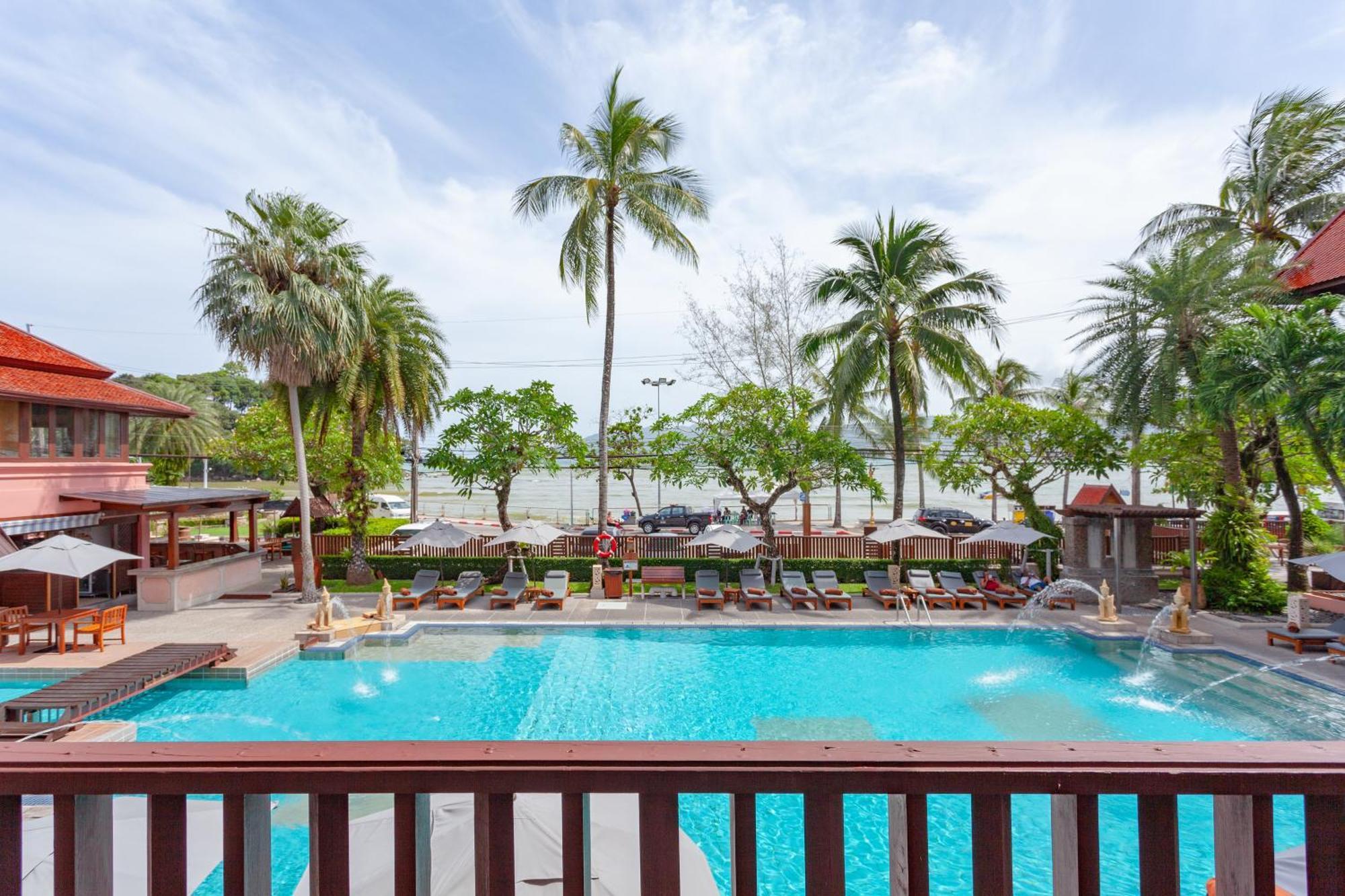 普吉岛-瓶庐海景度假酒店 Phuket Pl Seaview Resort Patong Buitenkant foto