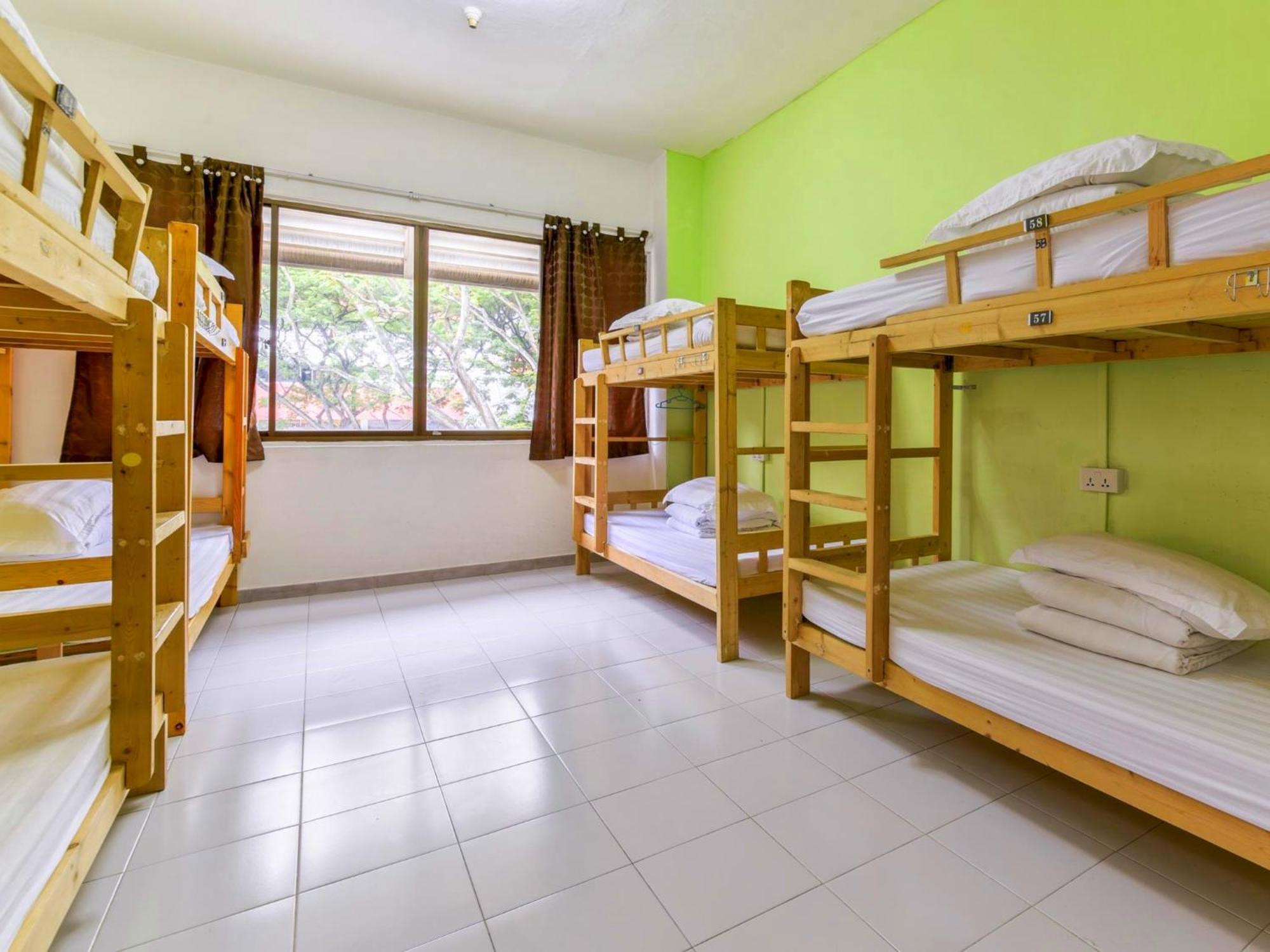 普吉岛-瓶庐海景度假酒店 Phuket Pl Seaview Resort Patong Buitenkant foto